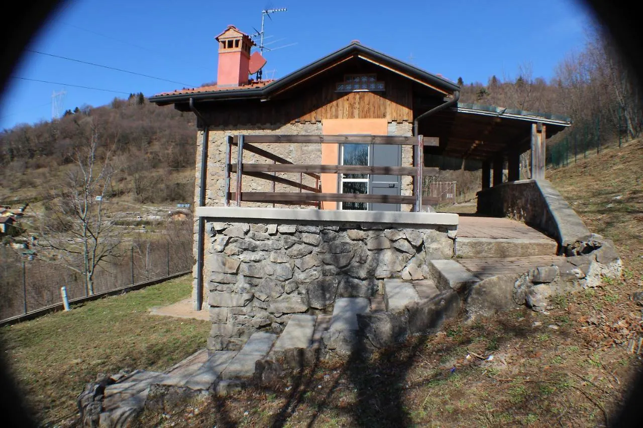 Antea I Laghi Di Spettino 게스트하우스 컨트리하우스